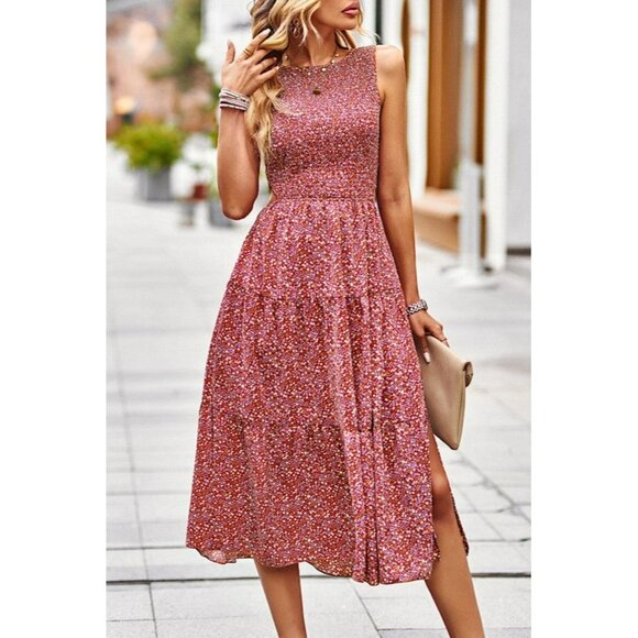 Smocked tiered midi dress - Picture 5 of 6